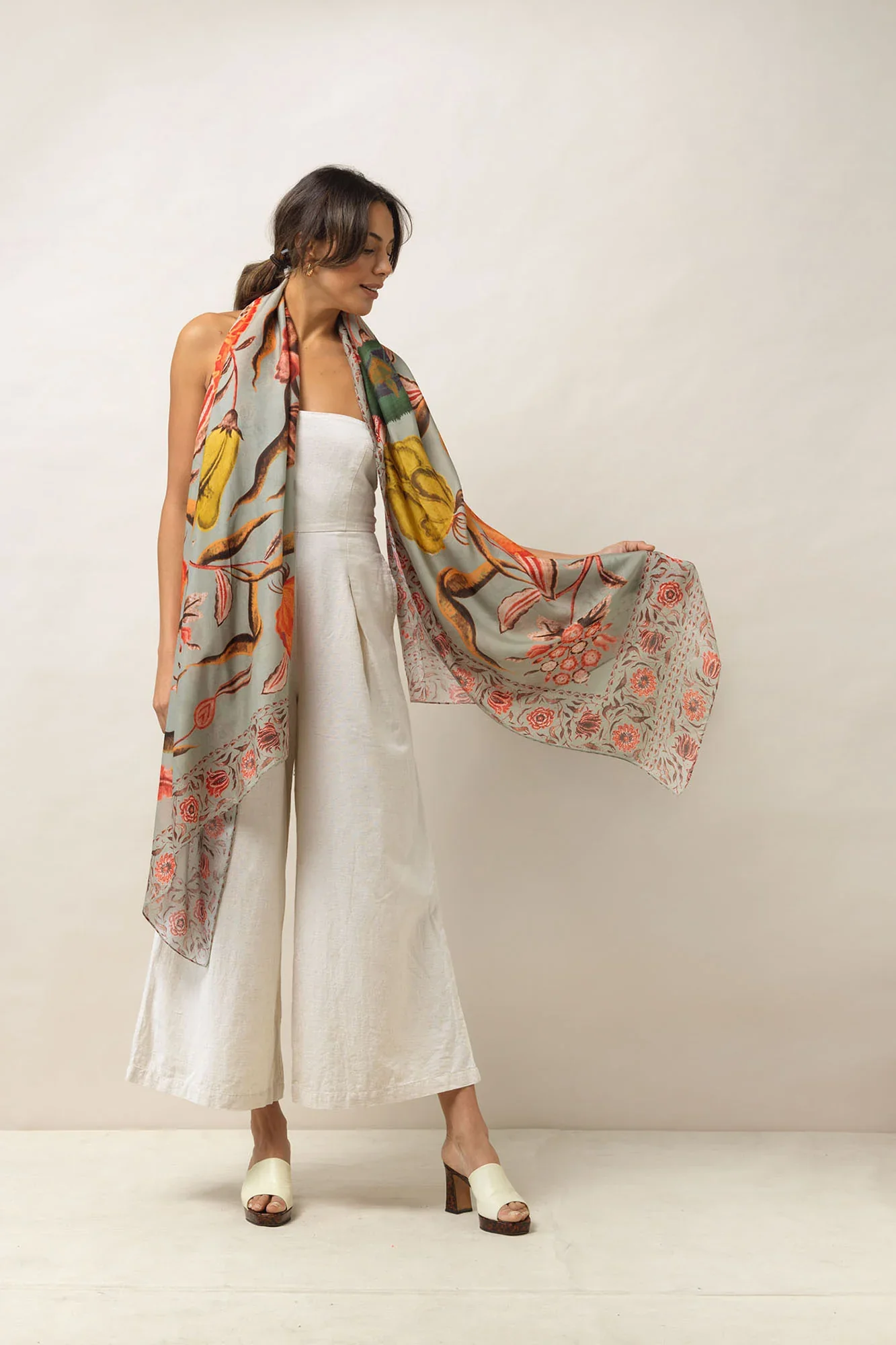 Joy Grey Scarf - Image 2