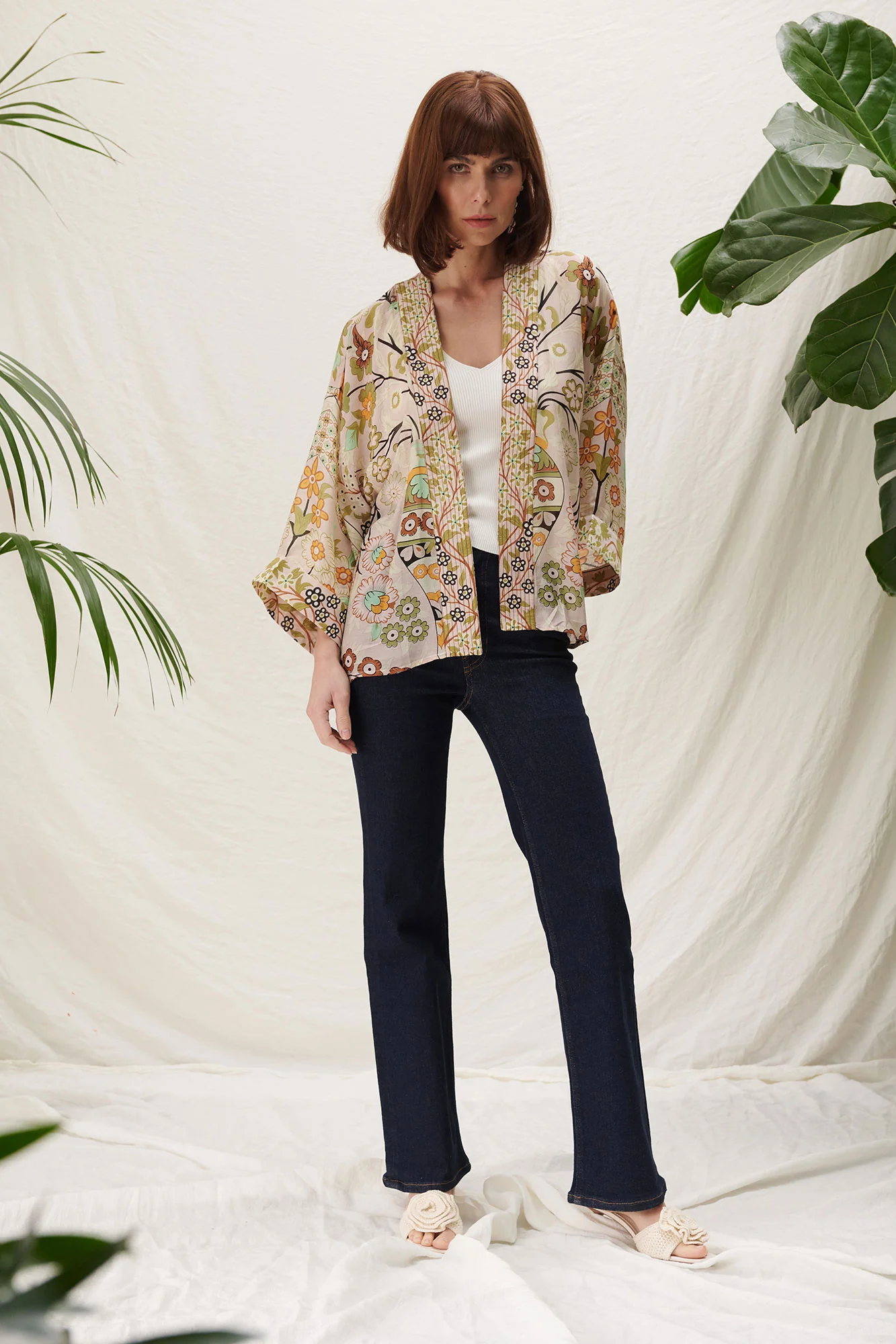 Kimono Flower Arch Sage - Image 7