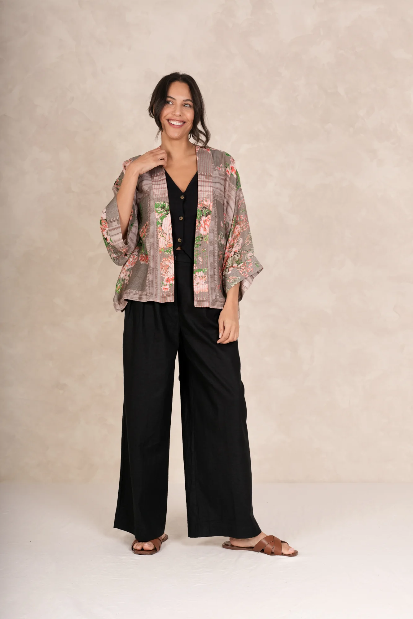 Neon Rose Beige Kimono - Image 4