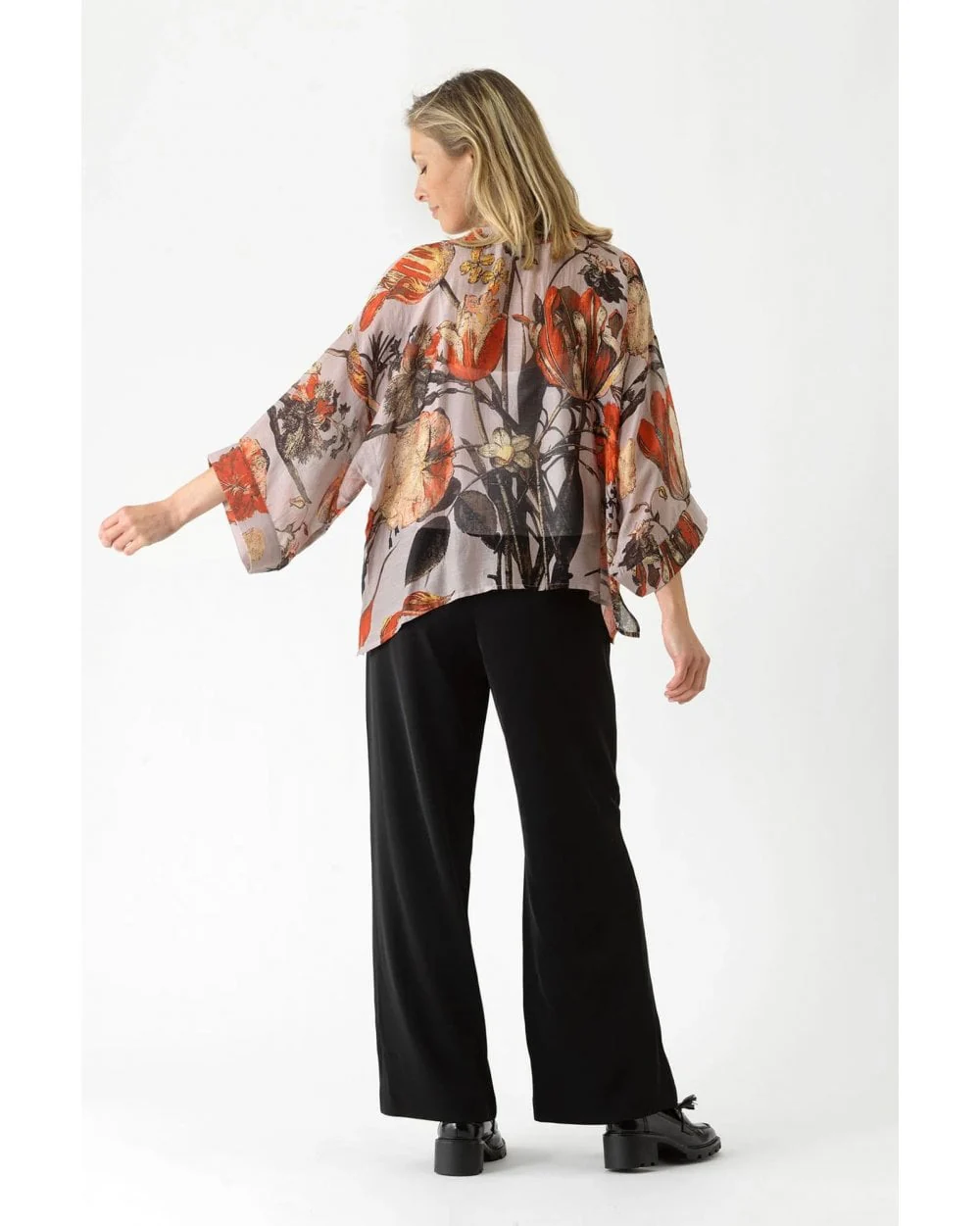Tulip Red Kimono - Image 2