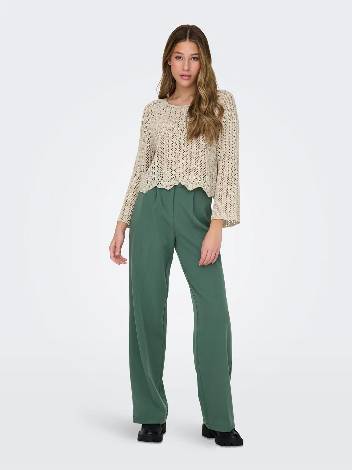 Cropped Knitted Pullover - Image 14