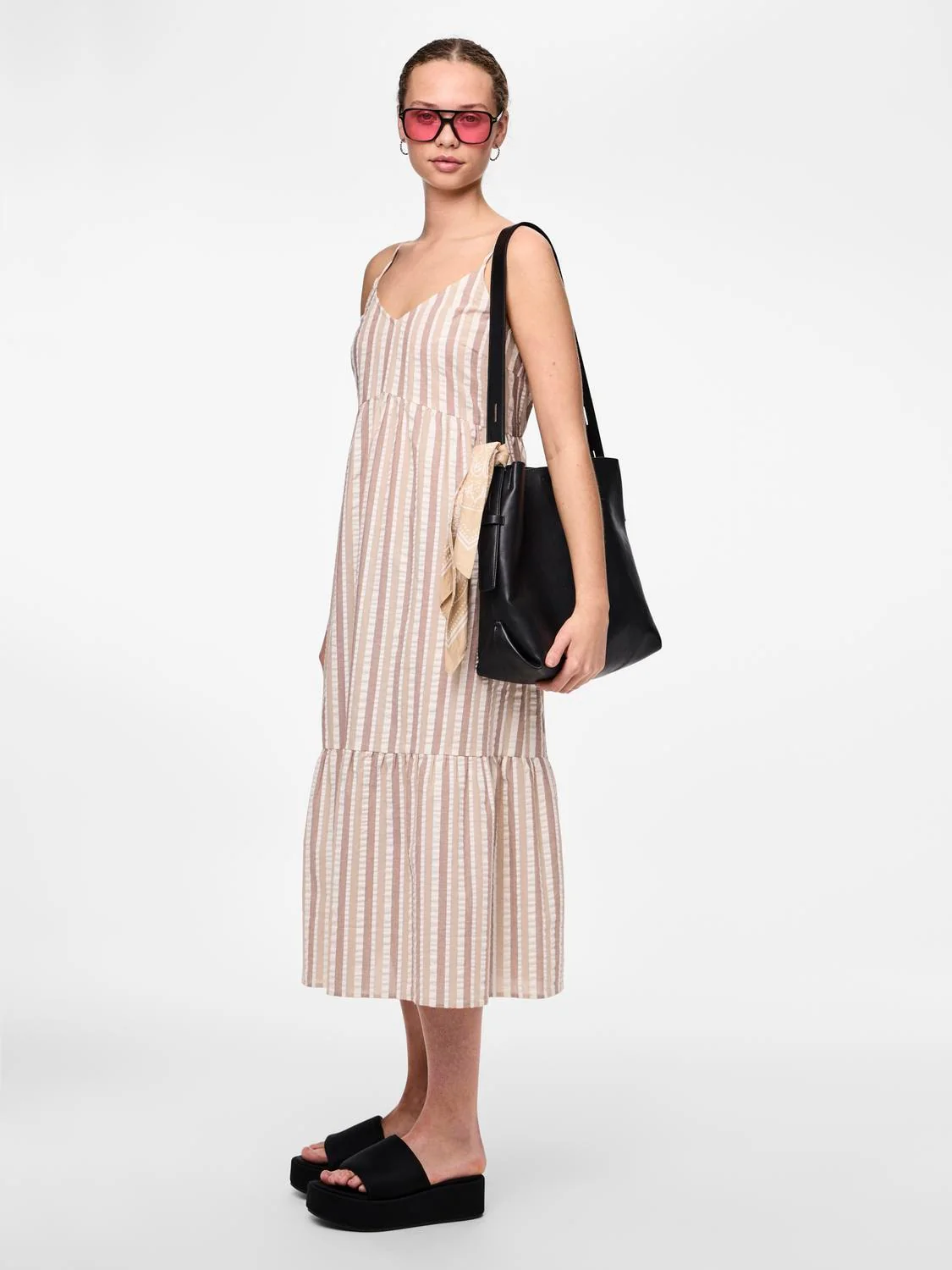 PCAITLYN Seersucker Midi Dress - Image 5