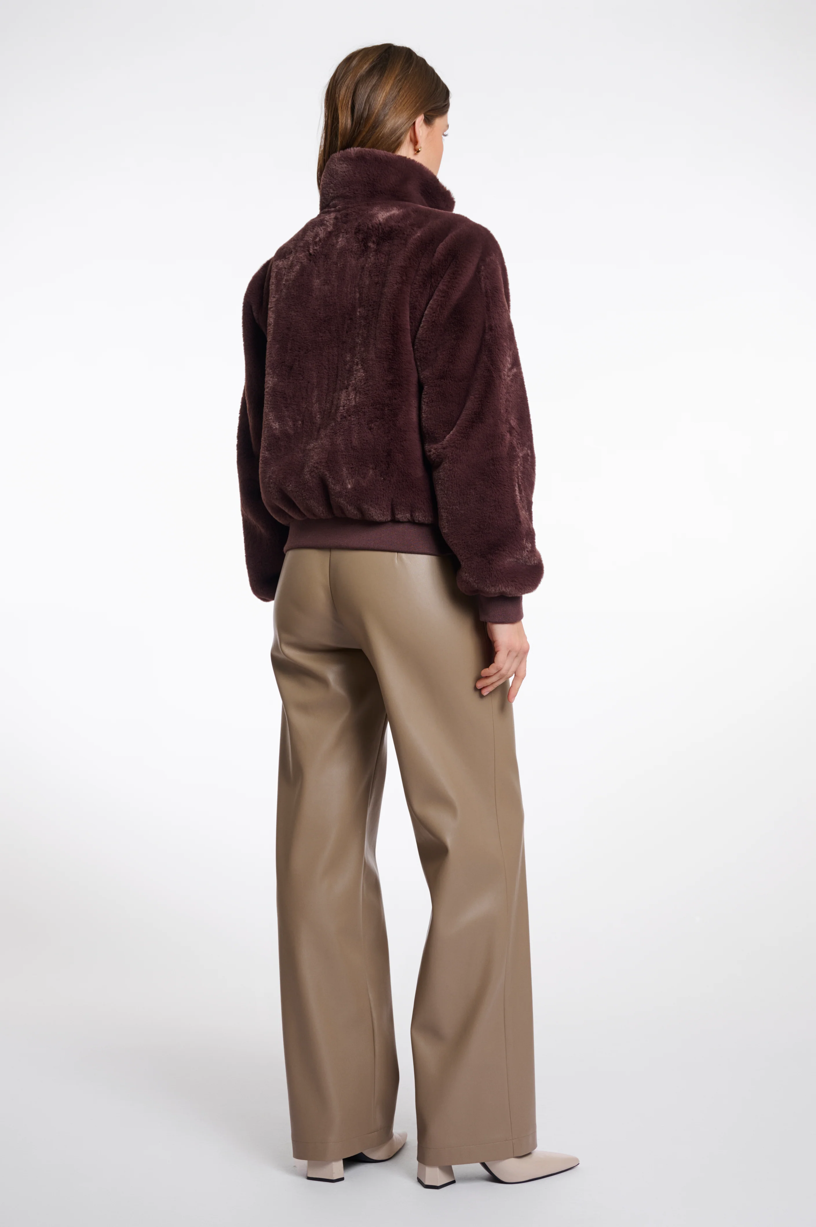 Short Fake Fur Jacket - Image 7