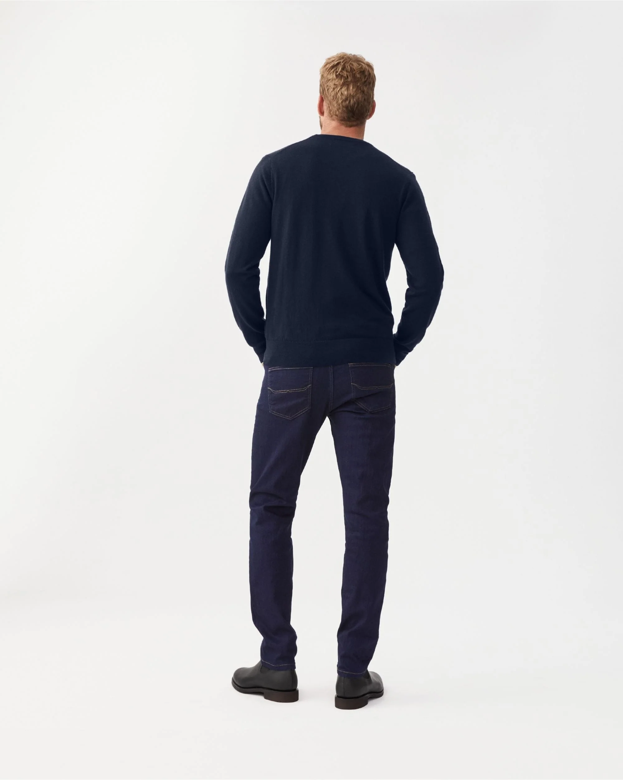 Howe Sweater - Image 5
