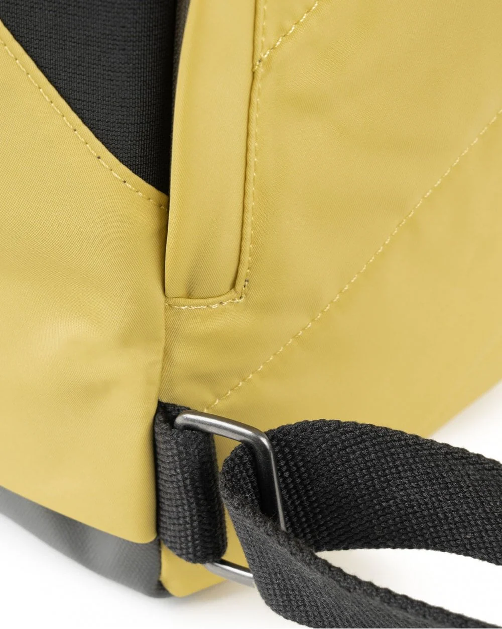 Black Label Canfield B Bamboo Recycled Nylon Medium - Image 6