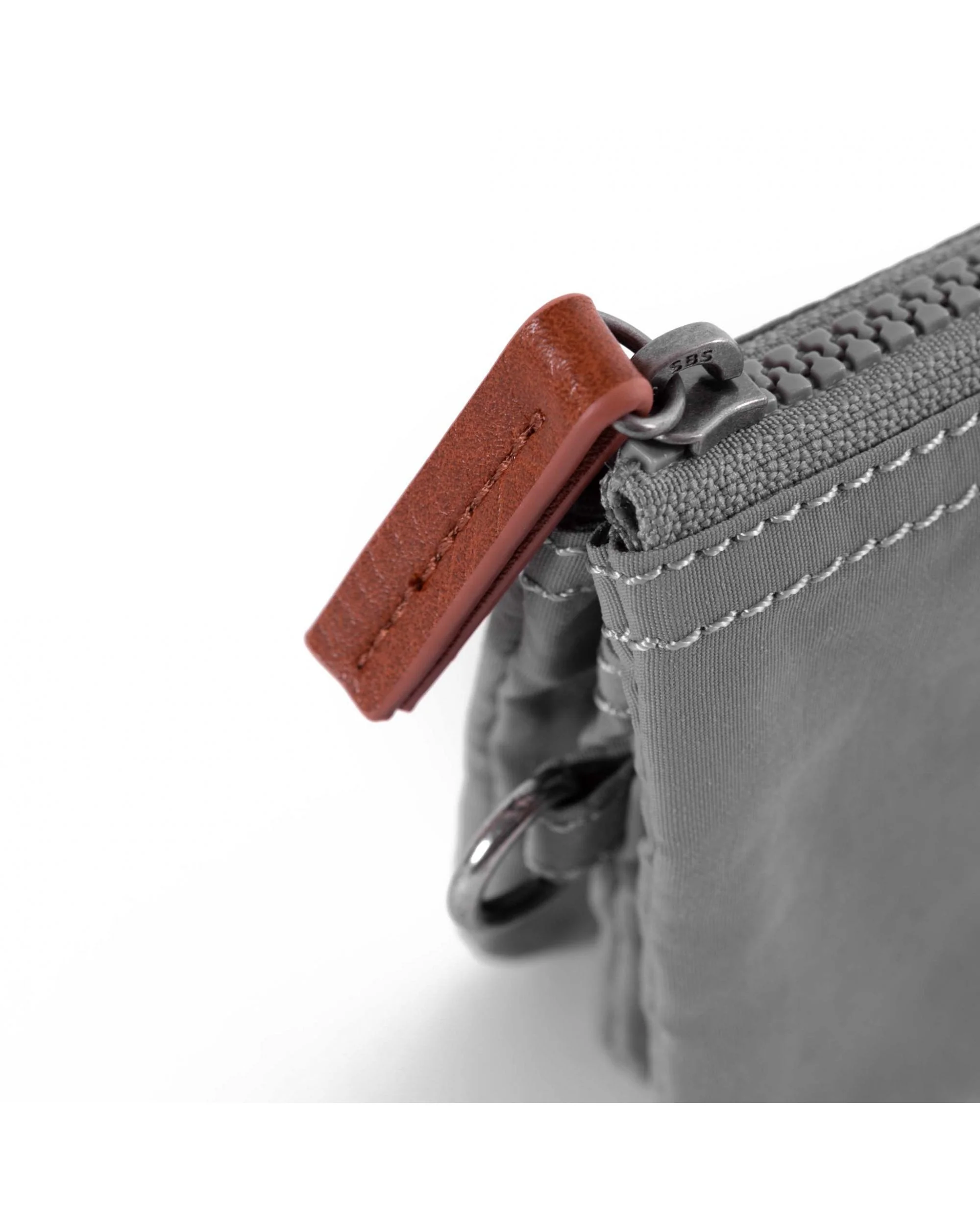 Carnaby Small Classic Wallet Grey - Image 7