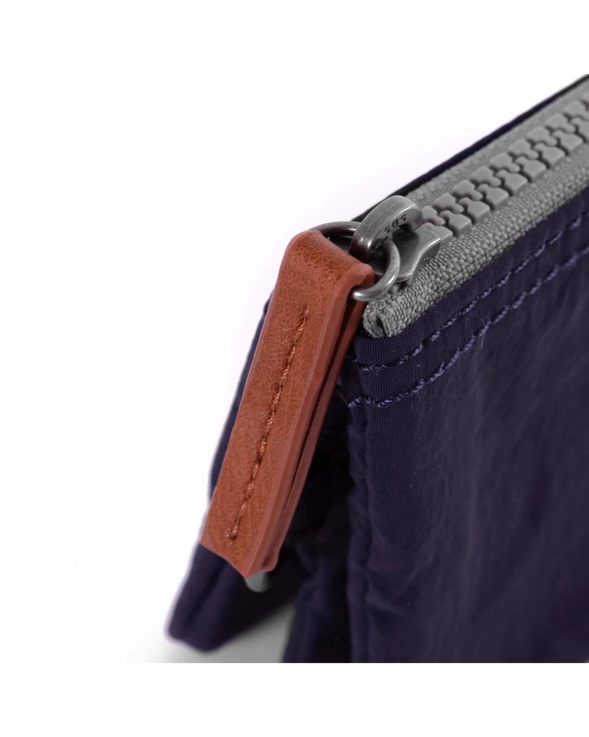 Carnaby Small Midnight Classic - Image 7