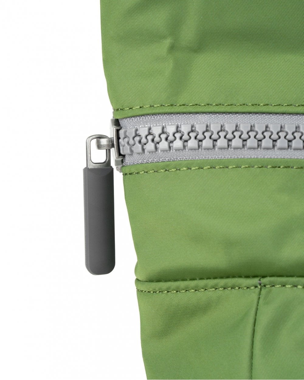 Creative Waste Canfield B Midnight/Avocado Recycled Nylon Medium - Image 4