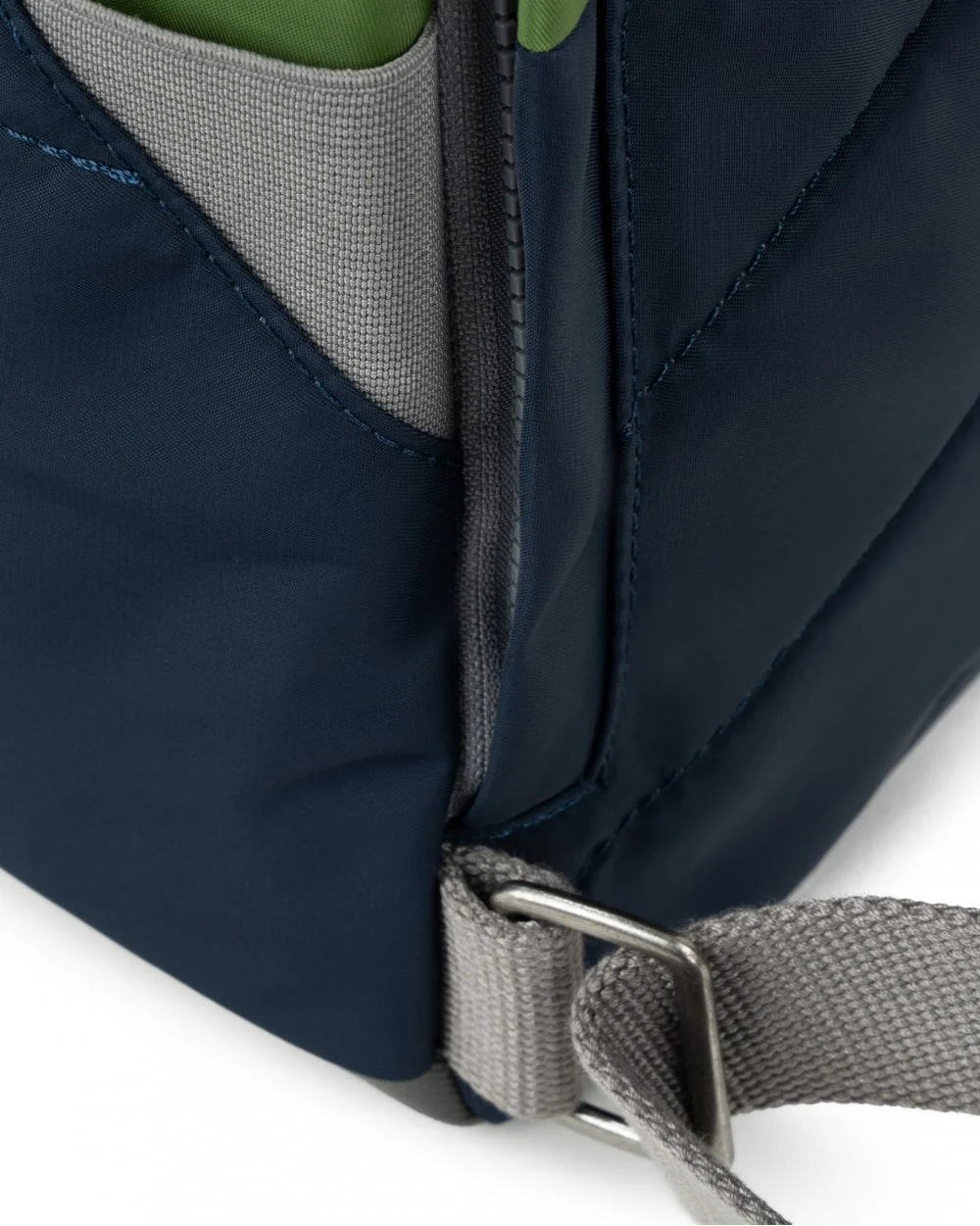 Creative Waste Canfield B Midnight/Avocado Recycled Nylon Small - Image 4