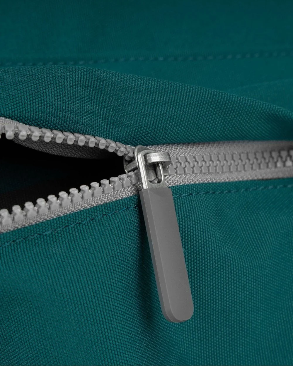 Trafalgar B Teal Recycled Canvas - Image 6