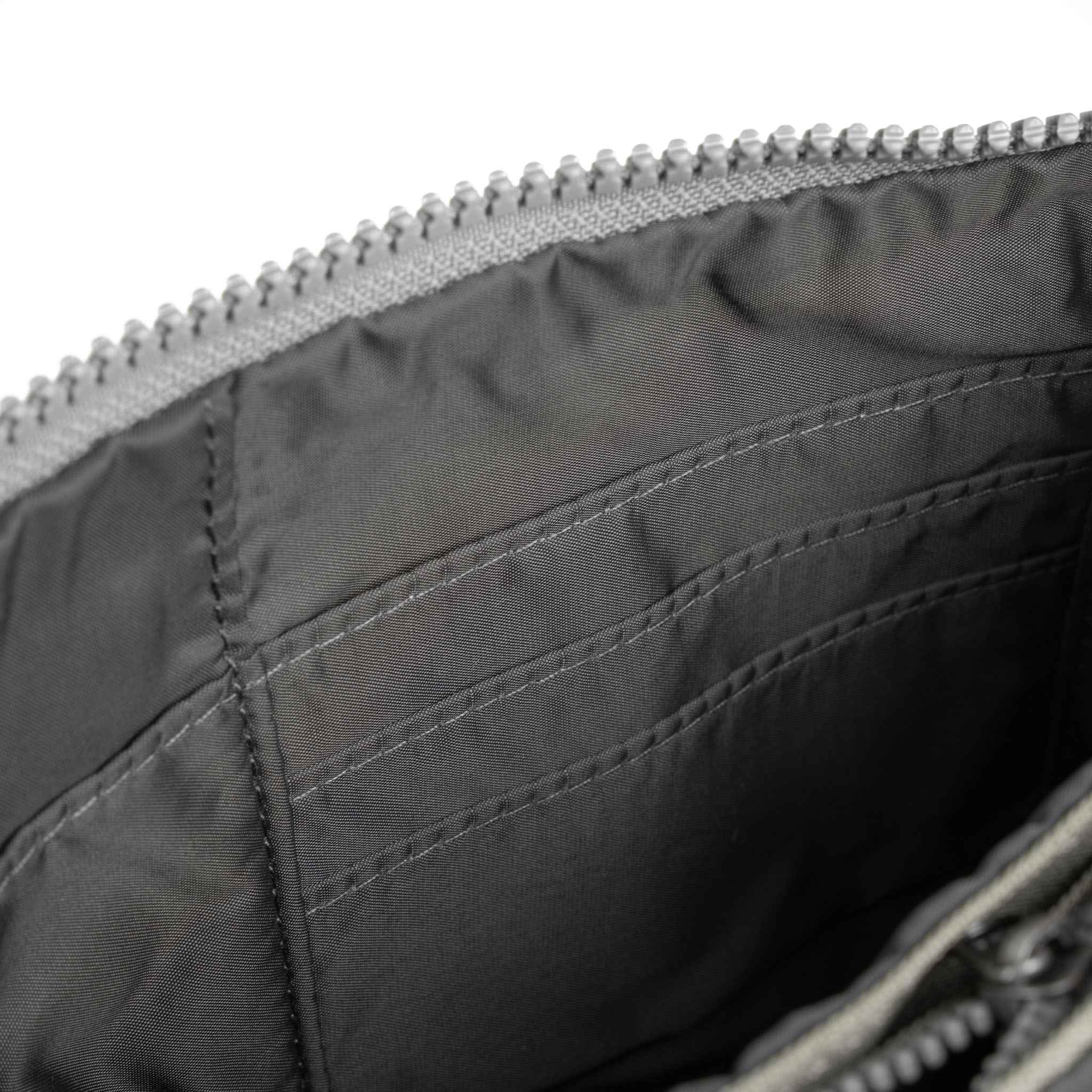Carnaby Crossbody XL Coriander Recycled Canvas - Image 3