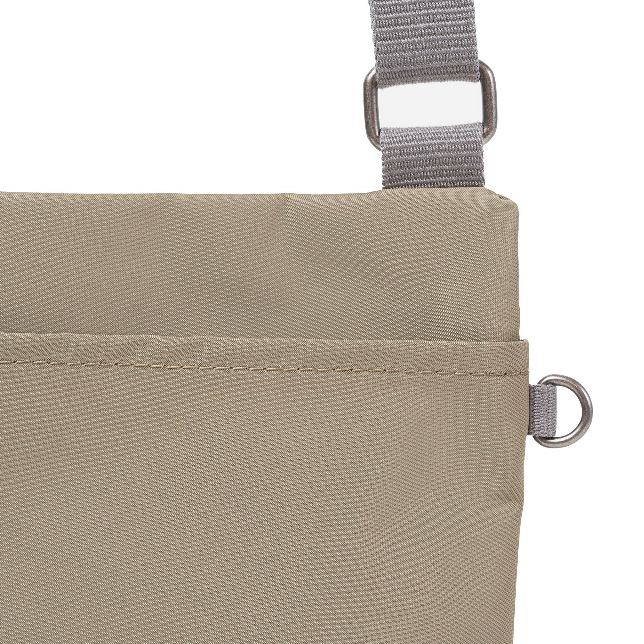Chelsea B Medium Crossbody Bag in Taupe - Image 4