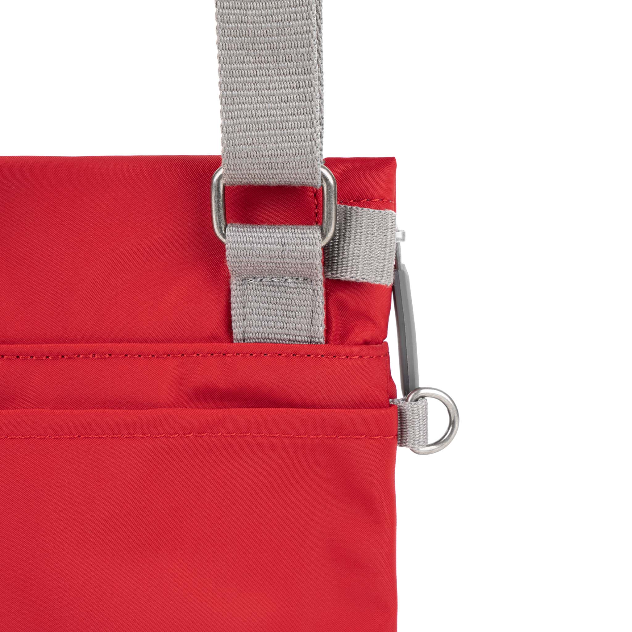 Stratford Cranberry Recycled Nylon Small - Image 3