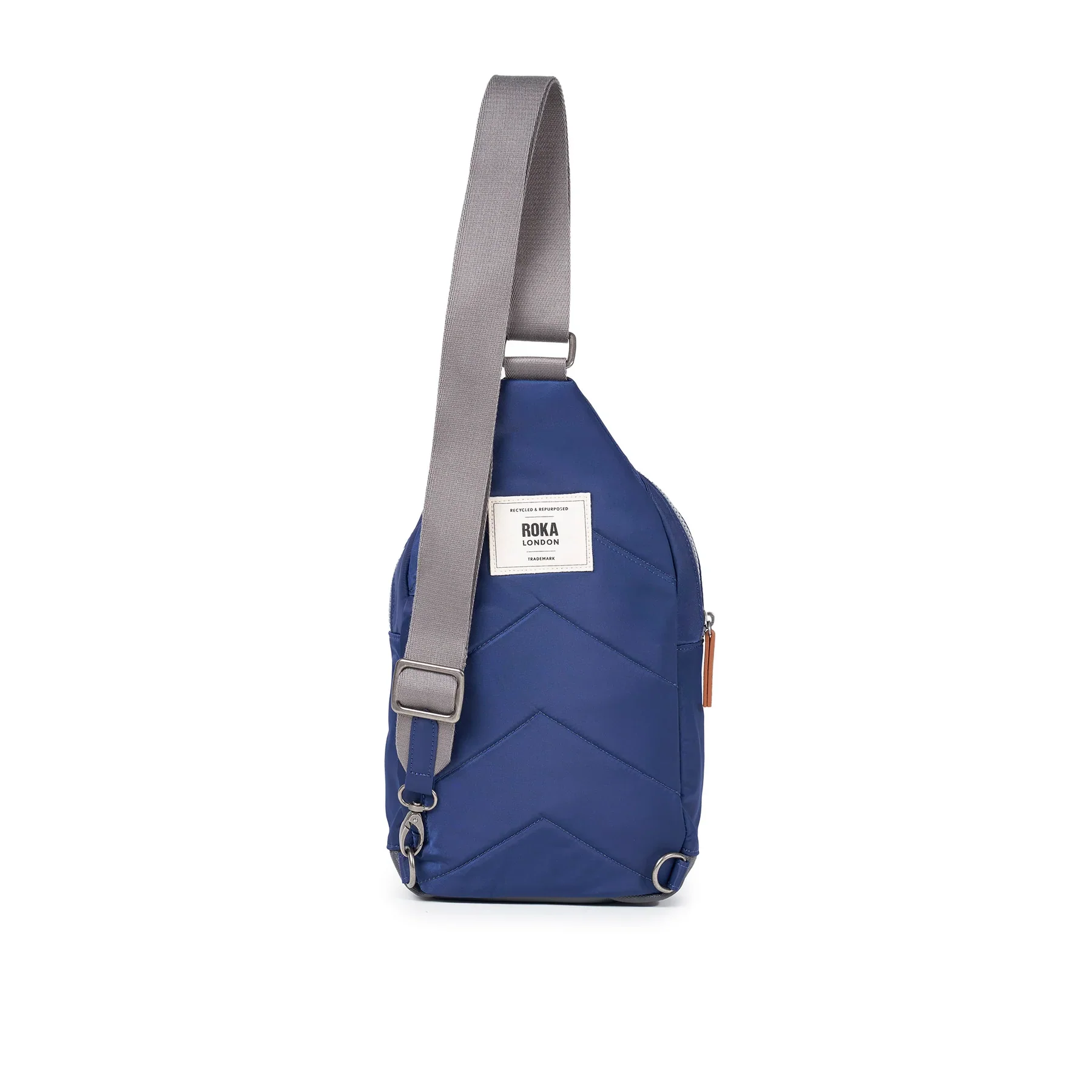 Willesden Sling Bag Large in Crisp Blue - Image 3