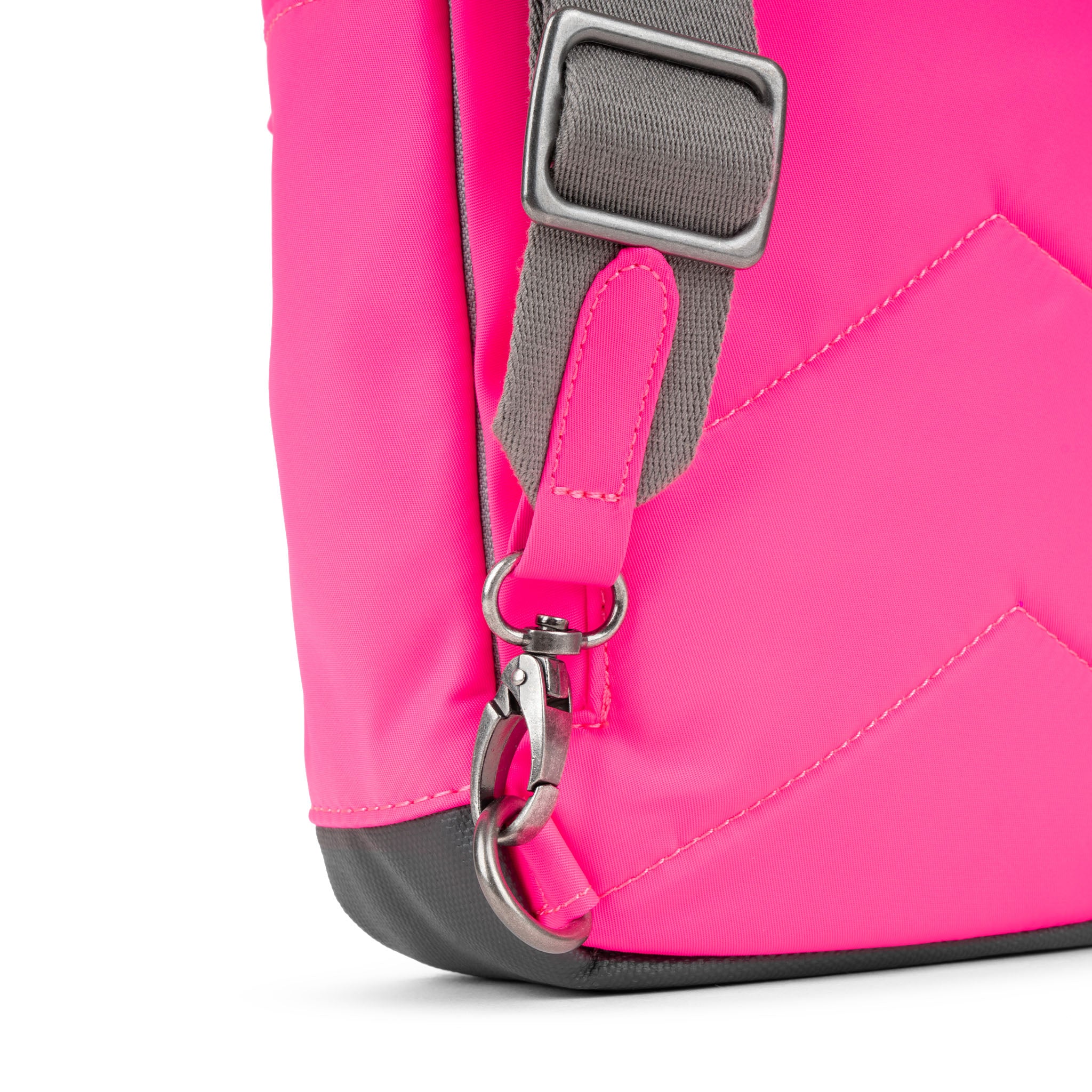 WILLESDEN B NEON PINK RECYCLED NYLON - Image 3
