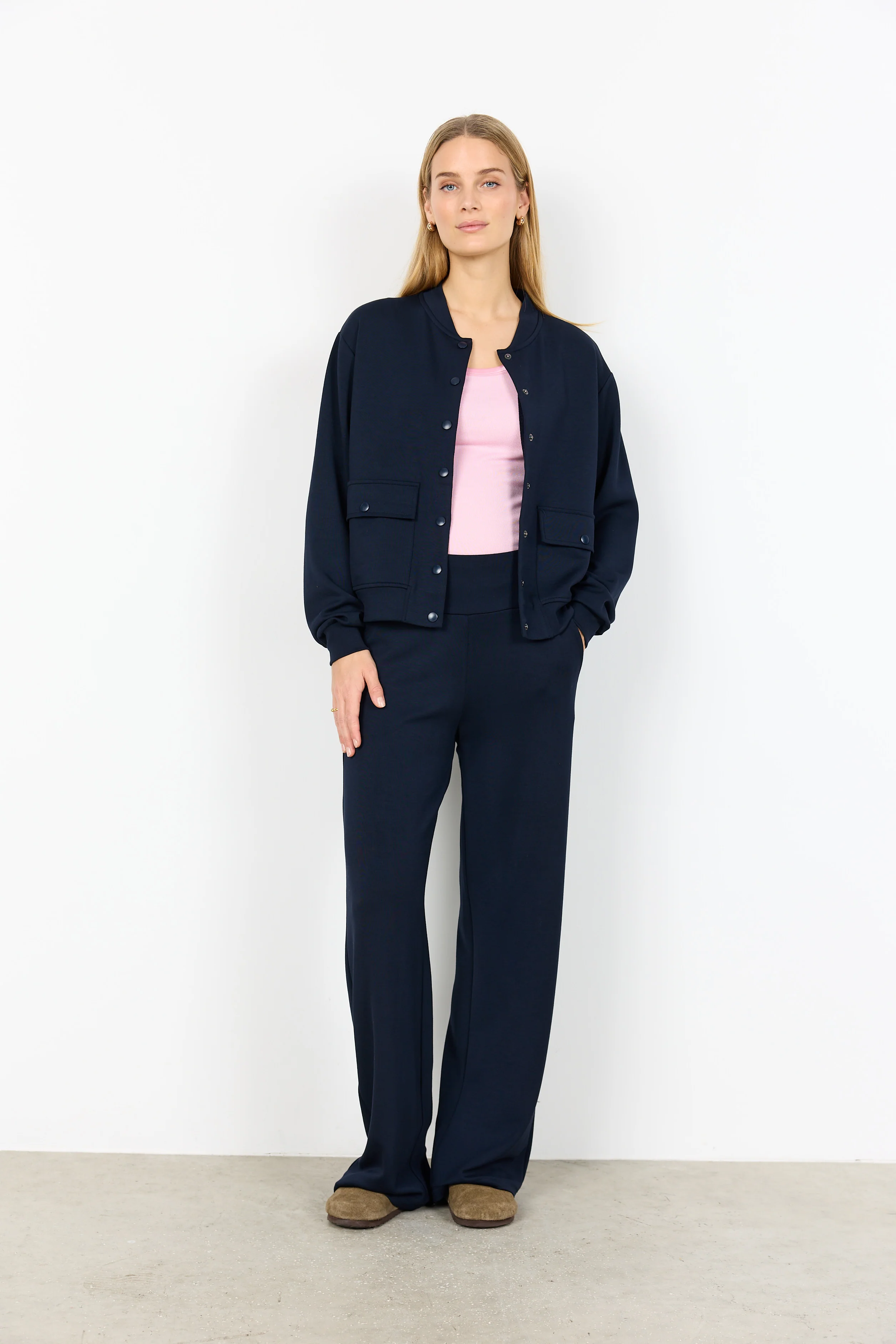 Banu 283 - Image 6