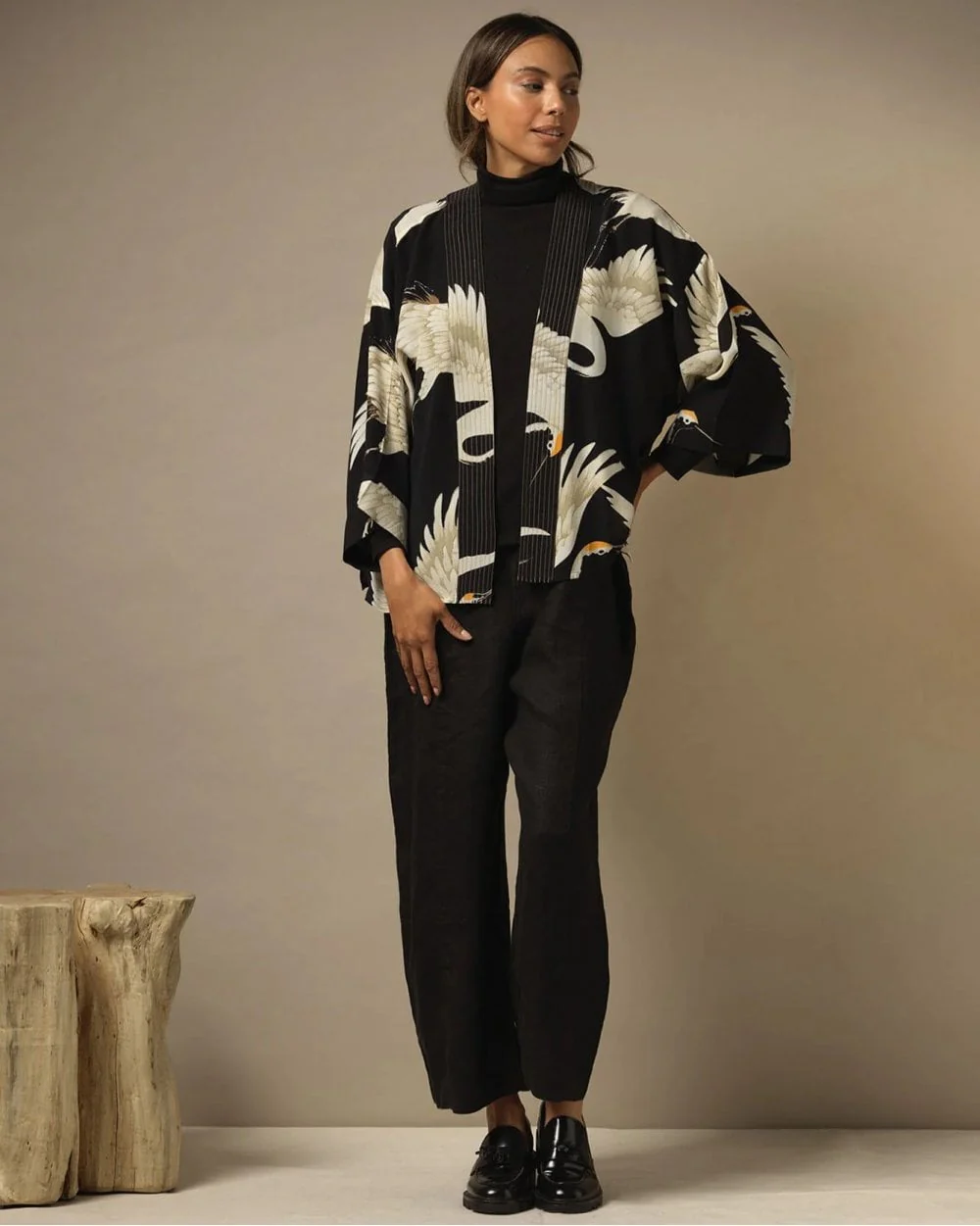 STORK BLACK CREPE KIMONO - Image 3