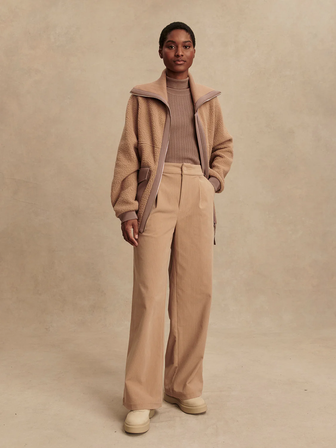 Eleanor Patch Pocket Fleece - Image 15