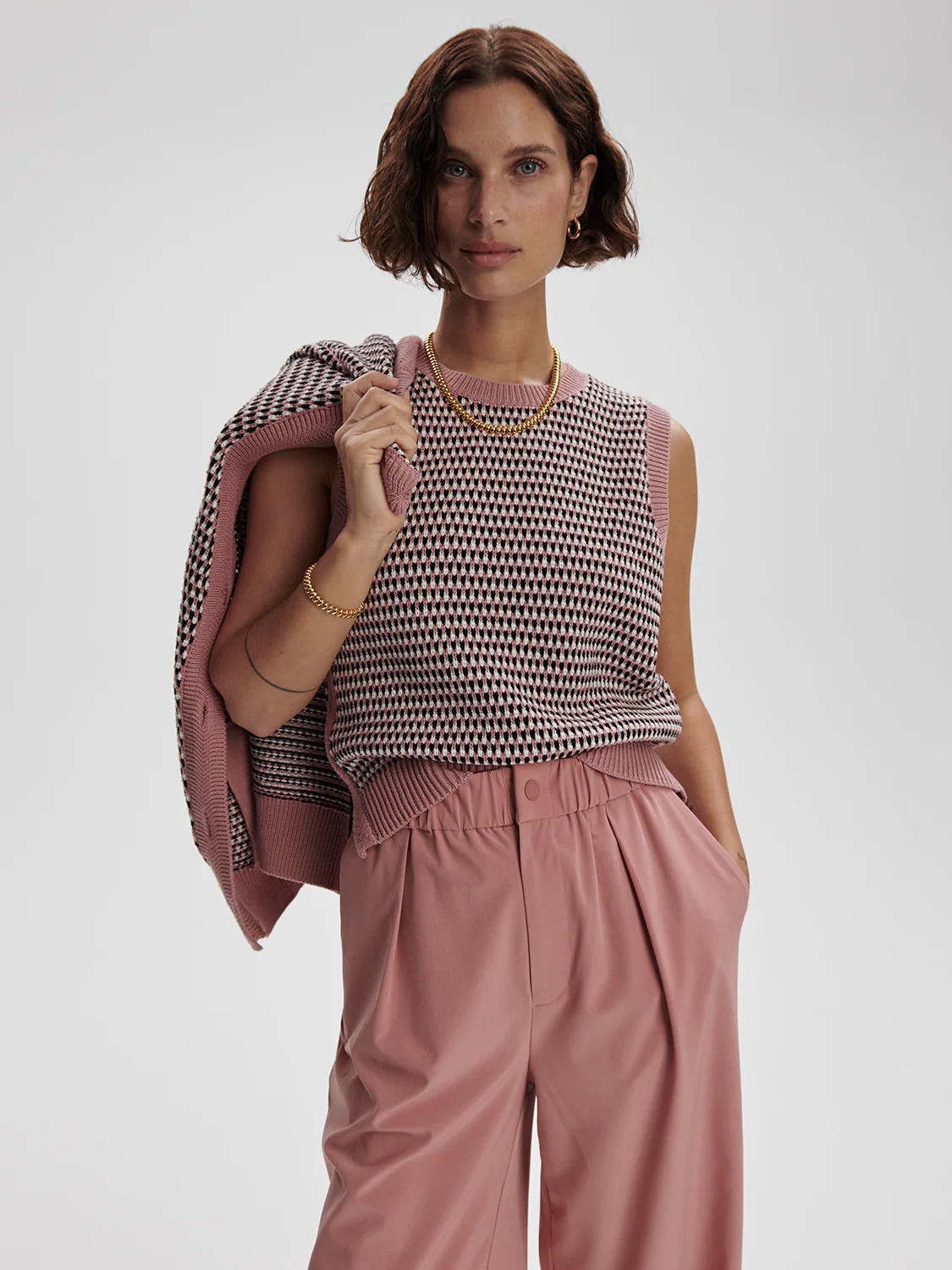 Knowles Textured Knit Vest - Image 8